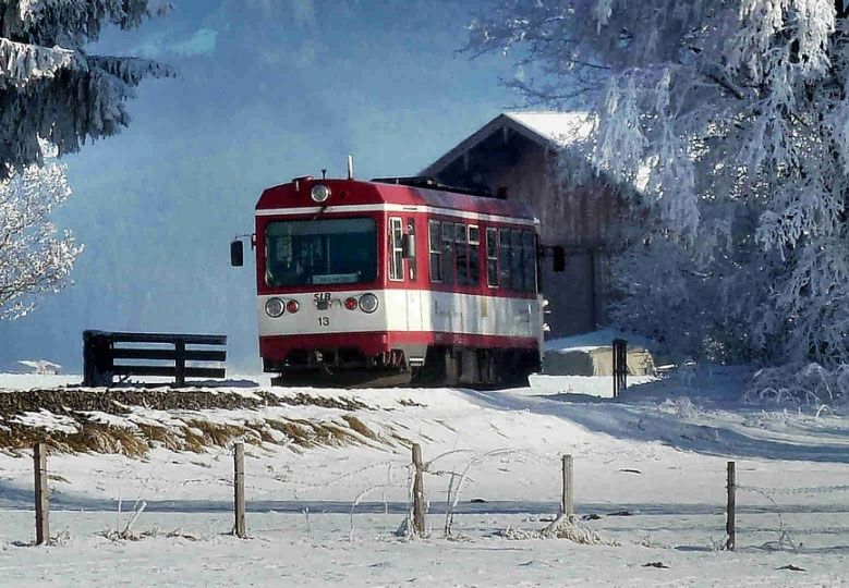 Lokalbahn_Winter.jpg